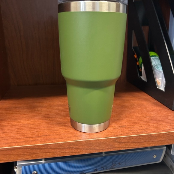 YETI Rambler 30oz Insulated Tumbler - Picture 7 of 7